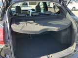 トノカバーがあるので、車外から荷室内が見えず防犯面とプライバシー面が向上します。