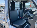 自動車保険も取り扱っておりますの無料で見積りをいたします♪ お客様のお話を伺い、お客様に合った的確なプランをご提案させて頂きます。