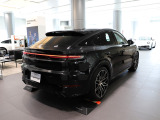 車両に関するお問合せは、ポルシェセンター神戸 六甲アイランド認定中古車センター TEL 078-846-3441までご連絡ください。