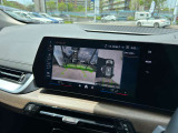 サービスにはドイツ本国と同様に教育と訓練を受け、BMWを知り尽くした「マイスターメカニック」が数多く在籍しております。納車前点検整備で、お客様に安心と安全をお届けいたします。