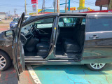 当店では、自社で仕入れした厳選車両を、多数展示しております。リーズナブルなお車を多数在庫しております。掘り出し物を探しにいらしてください。