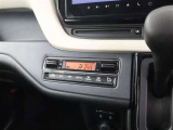 オートエアコンで車内の温度管理も自動調整で行ないますのでらくらくです!安心して運転に集中できます!!