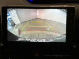 バックガイドモニターで、後方を確認しながら安心して駐車することができます。運転初心者も熟練者も必須の機能ですよ!
