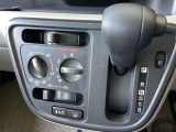 ☆トヨタ認定中古車の安心1 まるごとクリ-ニング☆室内外すみずみまで美しく仕上げています。