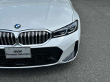 また、BMW正規認定中古車は、エマージェンシーサービスが自動付帯。24時間365日、皆様のカーライフをサポート致します。確かな安心のうえで、「駆けぬける歓び」をご堪能ください。