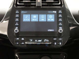 8型ディスプレイオーディオを装備。スマホとクルマをつなぐことで、これまでのナビに加えて、いろんなサービスが楽しめます。