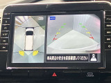 【アラウンドビューモニター】車を上から見下ろしているかのような映像で周囲の状況がひと目で確認、狭い駐車場に駐車するときも安心です♪