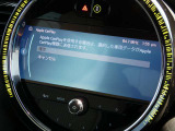 Apple CarPlay搭載!お持ちのiPhoneをナビに接続することによって、音楽を聴いたり、電話をかけたりすることができます!