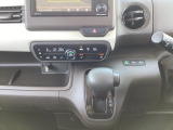 車両移動中などもあり、店舗に行かれる前に在庫確認をお願いしております。ぜひ連絡いただきその後ご来店をお願い致します
