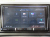 【カロッツェリア製ナビ・AVIC-RZ910 】Bluetooth接続に対応しています。その他、TVやAM/FMラジオの視聴・CDやDVD再生・USB接続などが可能です。