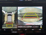【バックカメラ】バックカメラも搭載しており、狭い駐車スペースでも安心です!パノラミックビューモニターもついているので、死角の確認ができ、縦列駐車時に役立ちます。