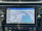 日産純正9インチメモリーナビ(MM520D-L)装備。NissanConnectマイカーアプリ対応、オペレーター通話や音声対話検索にも対応、HDMI入力やBL再生など多彩なメディア対応です。