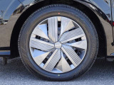 【タイヤ】【純正16インチホイール】《185/60R16》ホイールキャップ付き
