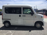 両側スライドドアで使いやすい!