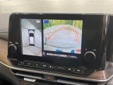 【アラウンドビューモニター】専用のカメラにより、上から見下ろしたような視点で360度クルマの周囲を確認することができます☆死角部分も確認しやすく、狭い場所での切り返しや駐車もスムーズに行えます。