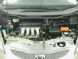 製造年月日=2010/02/02 認定型式=DBA-GE8 エンジン=1.5L SOHC i-VTEC ミッション=CVT ボディカラーコード=NH-624M ドア数=5 駆動=2WD 定員5名