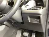 左側に高速で便利なETCがあり、横滑りを防ぐVSAなどのスイッチは、運転席の右側、手の届きやすい位置にあります。