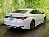 ES 300h Fスポーツ 