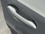 握れば開いて、触れればロックができます!