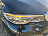また、BMW正規認定中古車は、エマージェンシーサービスが自動付帯。24時間365日、皆様のカーライフをサポート致します。確かな安心のうえで、「駆けぬける歓び」をご堪能ください。