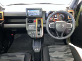 この車で色んな場所へドライブに出かけてみませんか。