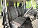 運転席シート廻りは使用感も少なく、良好な状態となっています。丁寧に使われていたことがよくわかりますね。