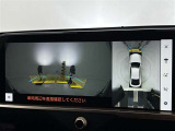 フロントカメラは運転席よりも前の視界を確保することで事前に危険を予知し、事故や衝突を防ぎます。