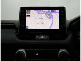 ディスプレイオーディオ9インチナビ装備!インパネ中央部のディスプレイに、オーディオ機能とスマホ連携機能を搭載!