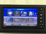 【ナビ】 遠出も安心♪音楽やテレビなどの機能も充実しています。