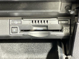 【ETC2.0(DSRC)】ETCカードを挿入すれば料金所はノンストップで通過できます。ETC限定の割引や、高速道路の情報提供サービスを利用できます。
