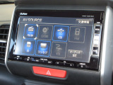ナビゲーションは純正メモリーナビ(VXM-128VSXi)を装着しております。AM、FM、CD、DVD再生、Bluetooth、ワンセグTVがご使用いただけます。初めて訪れた場所でも安心ですね!