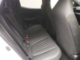 ゆとりある広々とした車内空間は、ドライブを始め買い物やレジャーなど、幅広く活躍します。一人でもみんなとでもお出かけを楽しみましょう!