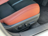 【パワーシート】電動なので、きめ細かい調整ができます!自分自身の運転姿勢に合わせた、適切なドライビングポジションが確保できます♪