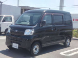ディーラならではのしっかりとした点検整備を行ってから納車いたします。