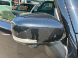 ウインカー付きドアミラーで対向車からの視認性も高いですね☆