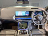 ☆センターパネルを運転席側に僅かに傾けたBMW独特のインパネ☆【駆け抜ける歓び】はここからもスタートしております☆