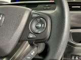 クルーズコントロールを装備しています。高速道路などで一定の速度で走ってくれるので運転が楽ですよ!速度を設定できますので、スピードの出しすぎにも注意できます。