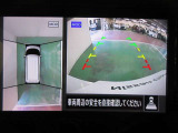 アラウンドビューモニターで車庫入れも空から見ている様に駐車できラクラクです。