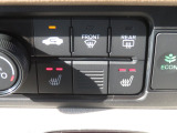 シートヒーター2段階調整(運転席、助手席)