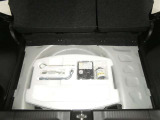 【車載工具】タイヤ交換には必需品ですね!万が一に役立つ工具です。緊急時に備え、使い方をしっかり覚えておきましょう。