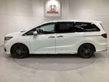 購入後も自社指定整備工場完備でお客様の愛車をしっかりサポート致します!御納車時には安全かつ安心してお乗り頂けるようホンダ専門知識を持つ整備スタッフが点検・整備・装備も説明をしてお渡ししております。