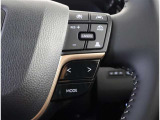 運転中でも手元で操作できます。