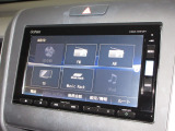 ナビゲーションはギャザズメモリーナビ(VXM-195VFi)を装着しております。AM、FM、CD、DVD再生、Bluetooth、音楽録音再生、フルセグTVがご使用いただけます。