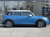 時を経ても深い魅力を放ち続けるMINI。より快適にお乗り頂くために、3つのサポートプログラムをご用意しております。※認定中古車保証は登録日より最長4年間まで延長が可能です。