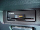 ETC2.0は、運転席ハンドル下にあります。