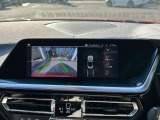 また、BMW正規認定中古車は、エマージェンシーサービスが自動付帯。24時間365日、皆様のカーライフをサポート致します。確かな安心のうえで、「駆けぬける歓び」をご堪能ください。
