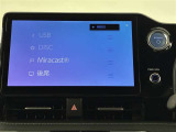 ディスプレイオーディオを装備。スマホとクルマをつなぐことで、これまでのナビに加えて、いろんなサービスが楽しめます。