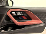 認定中古車 haman/kadon 全方位カメラ バックカメラ インテリジェントセーフティ idrive Apple Carplay Bluetooth 全方位PDC シートヒーター 赤革スポーツシート ACC パークアシスト カーボングリル