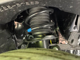 お車を安心してお乗りいただく為には、足回りの定期点検が欠かせません。サービスサポート(有償保証)では無料点検もご提供しており、安心のカーライフをお過ごしいただけるサポート体制が整っています。