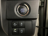 プッシュボタンスタートなどのスイッチ類は集約されていますので扱いやすいですよ♪